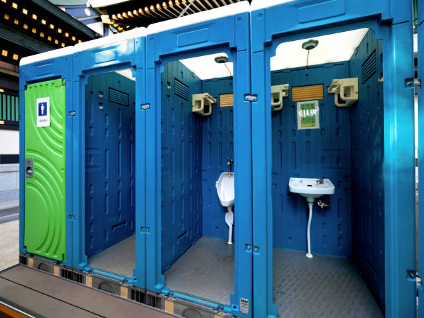 Portable restroom solutions in Salt Creek Commons, IN